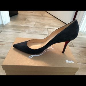 Dark grey suede size 40 Christian Louboutin pumps